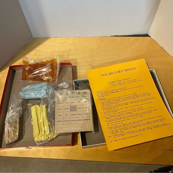 Vocabulary Bingo Games Level 1 And 2 Education Learning Elem-Upper Grades 1988 - Picture 2 of 8